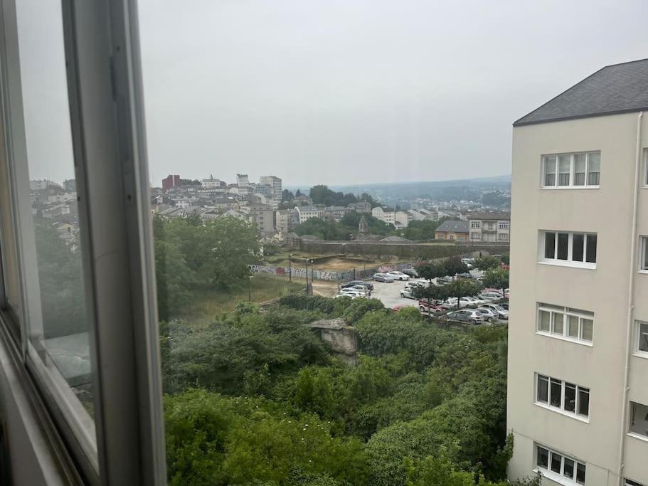 Apartamento Dentro De Muralla Y Parking Gratuito En Pleno Centro Lugo Luaran gambar